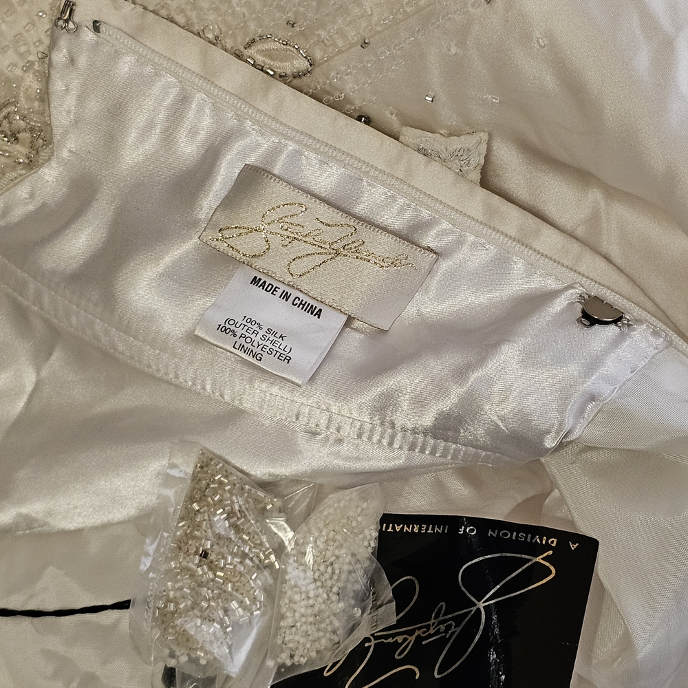 Vintage‎ Stephen Yearick Elegant White Wedding Dress 8 - Picture 3 of 8